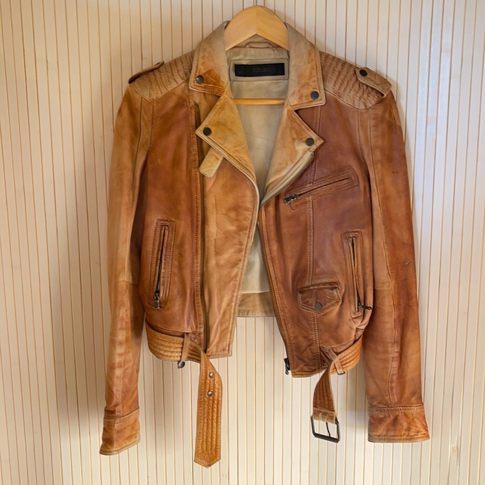 Zara size Small faux Leather Jacket